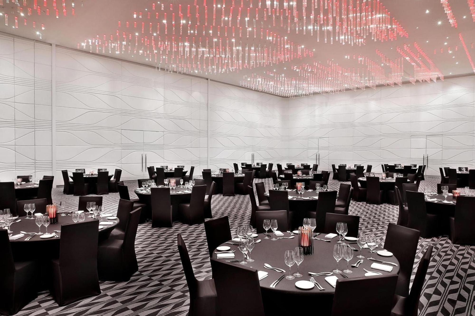 Hotel W - Yas Island